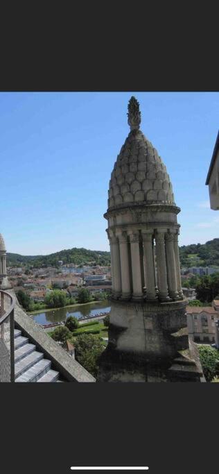 Balcon Sur La Riviere Apartment Perigueux Bagian luar foto